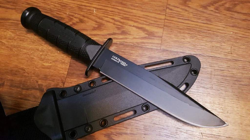 Нож Cold Steel Letherneck Clippoint D2