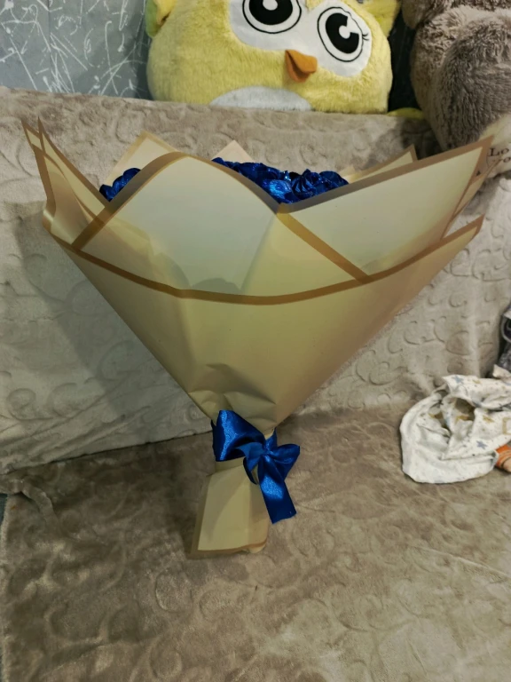 Букеты роз из атласных лент