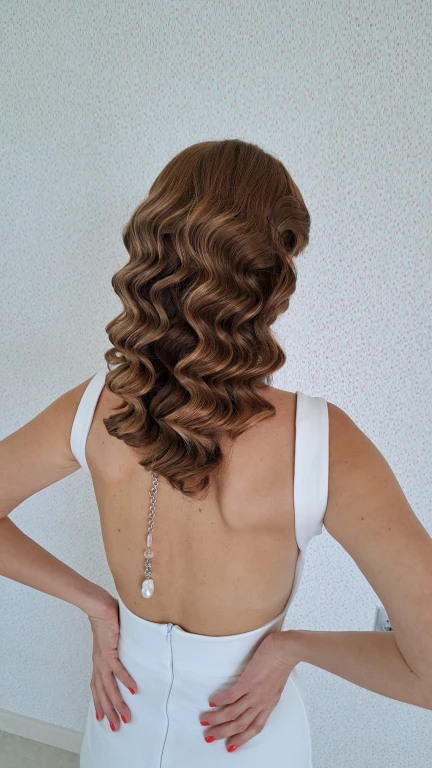 Прически и макияж