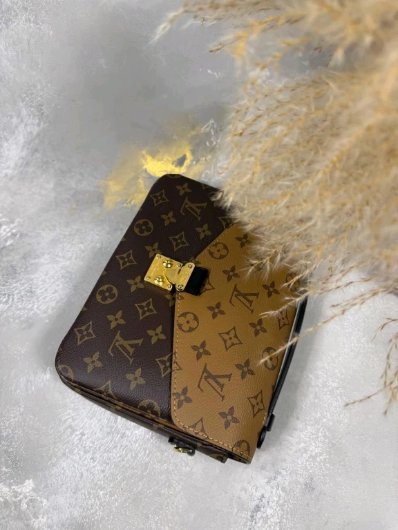 Сумка Louis vuitton