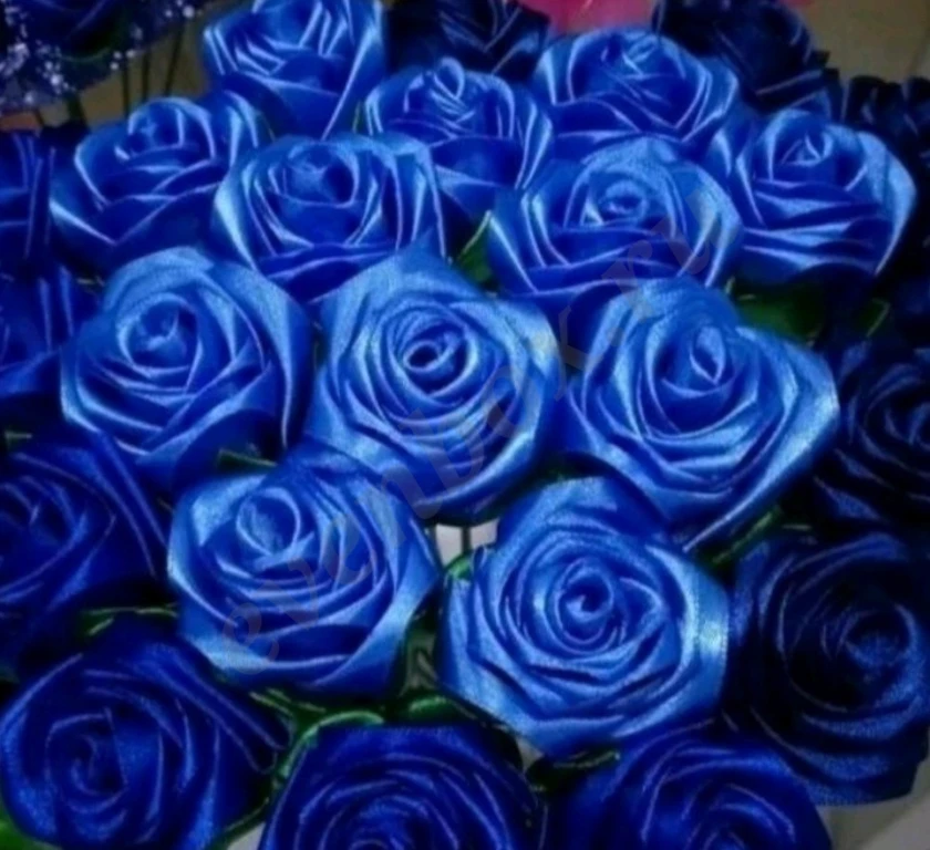 Букеты с бабочками и из атласной ленты