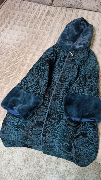 шуба каракуль