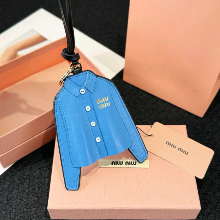 Брелки Miu Miu