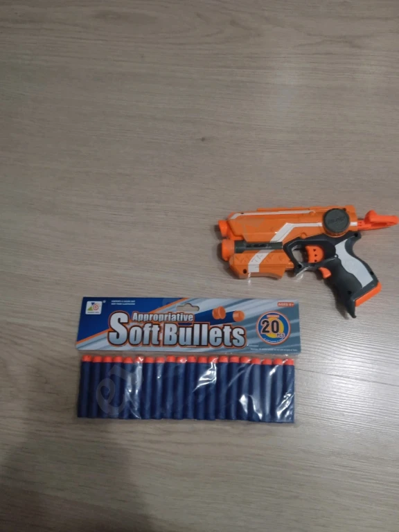 Бластер NERF  игрушечный