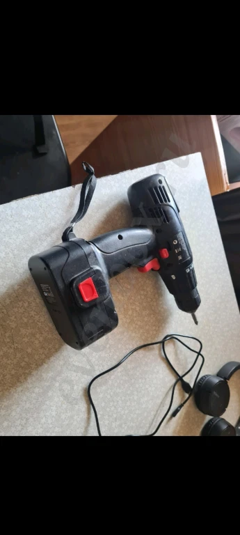 Шуруповерт