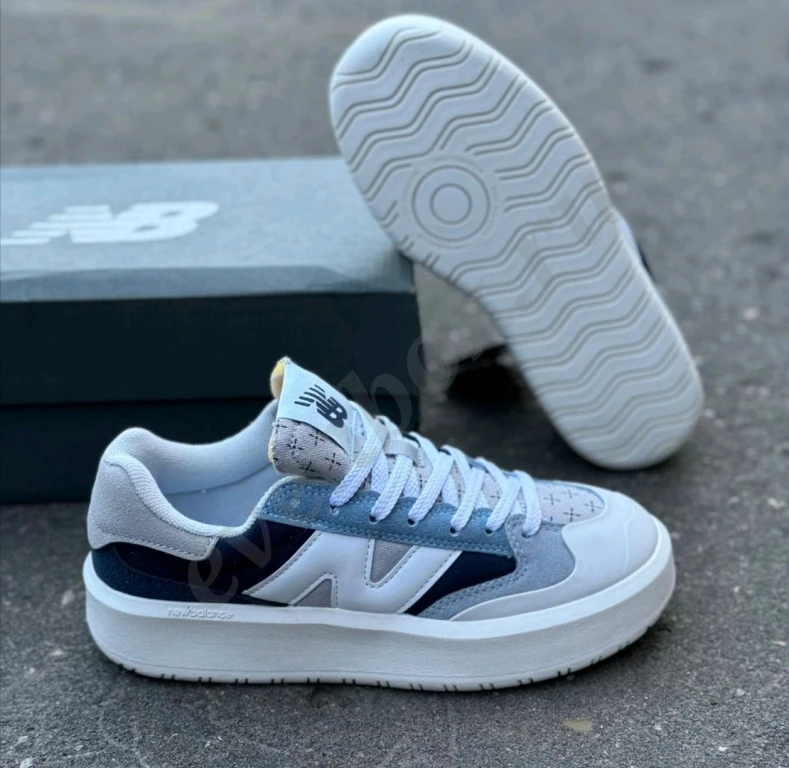 Кроссовки женские New Balance