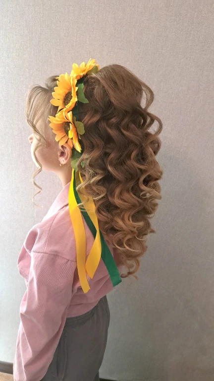 Прически и макияж