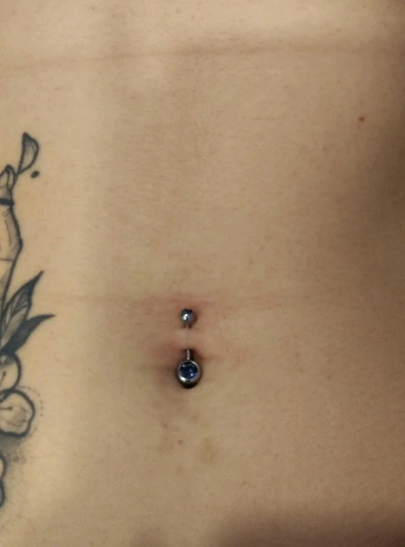 Все виды пирсинга.