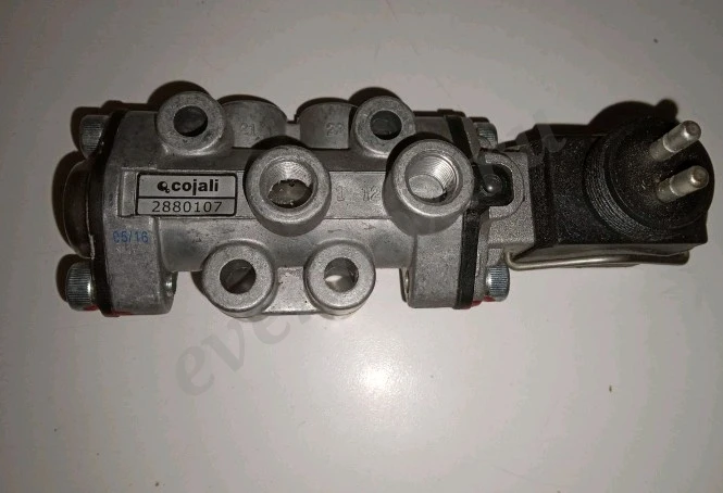 Клапан электромагнитный управления КПП для автомобиля Scania