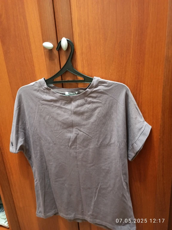 Женские футболки 2 шт