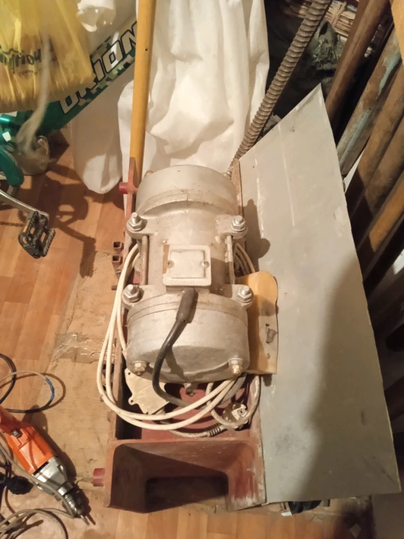 Станок для изготовления блоков