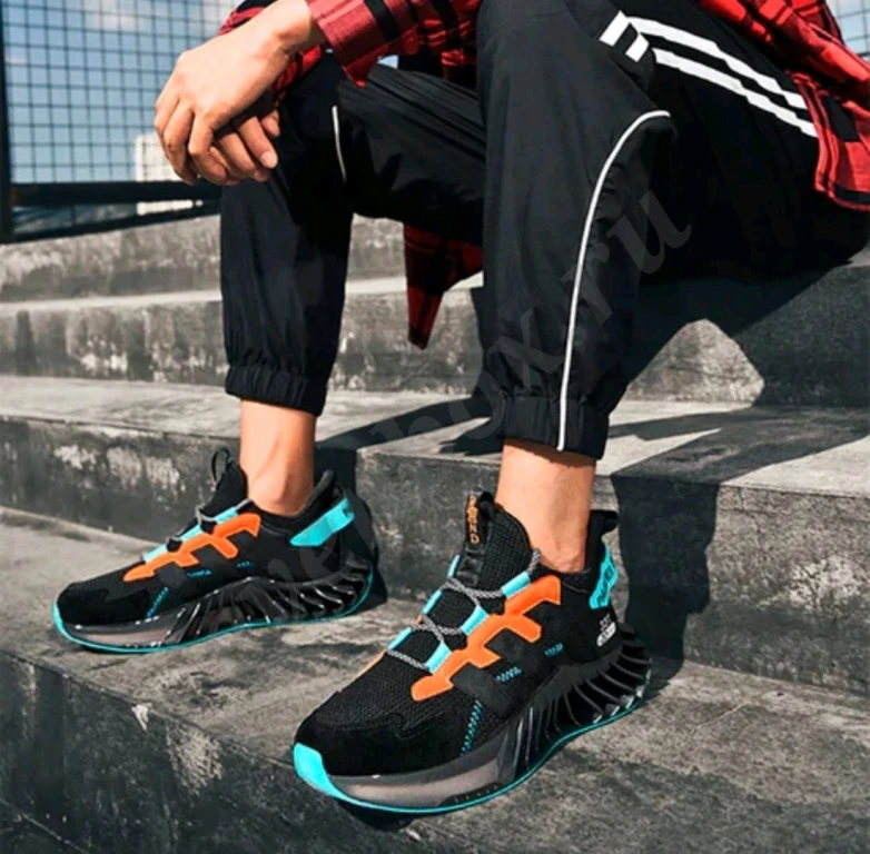 Кроссовки мужские Адидас Yeezy Smart