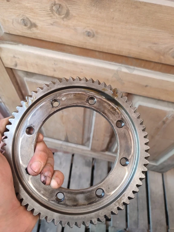 Вторая пара и шестерня  ведомая