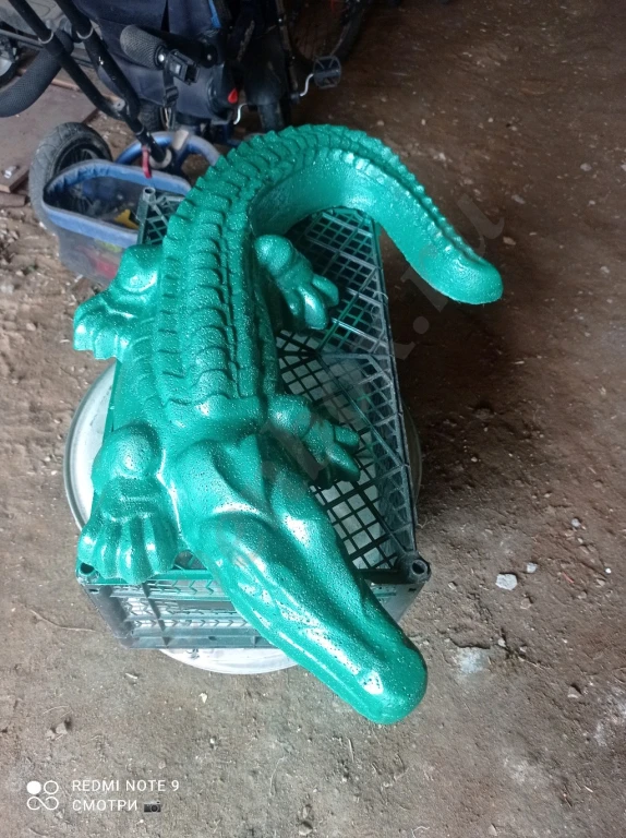 крокодил из бетона