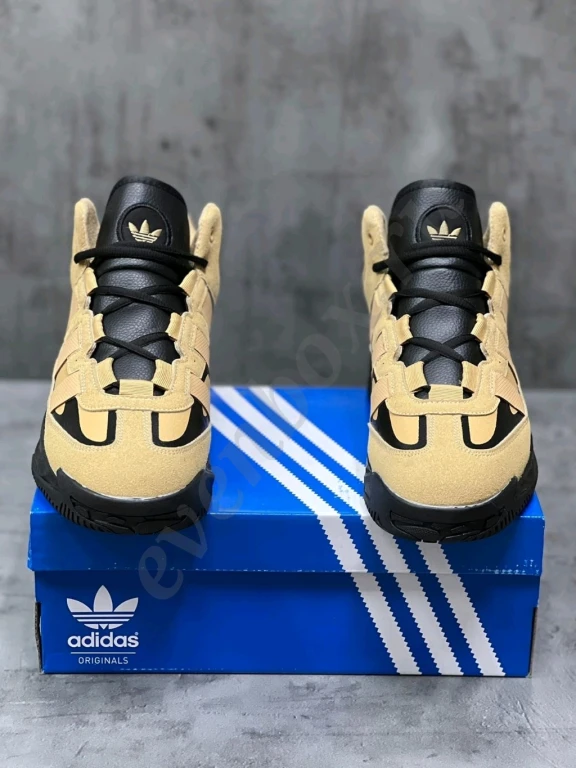Кроссовки Adidas Niteball