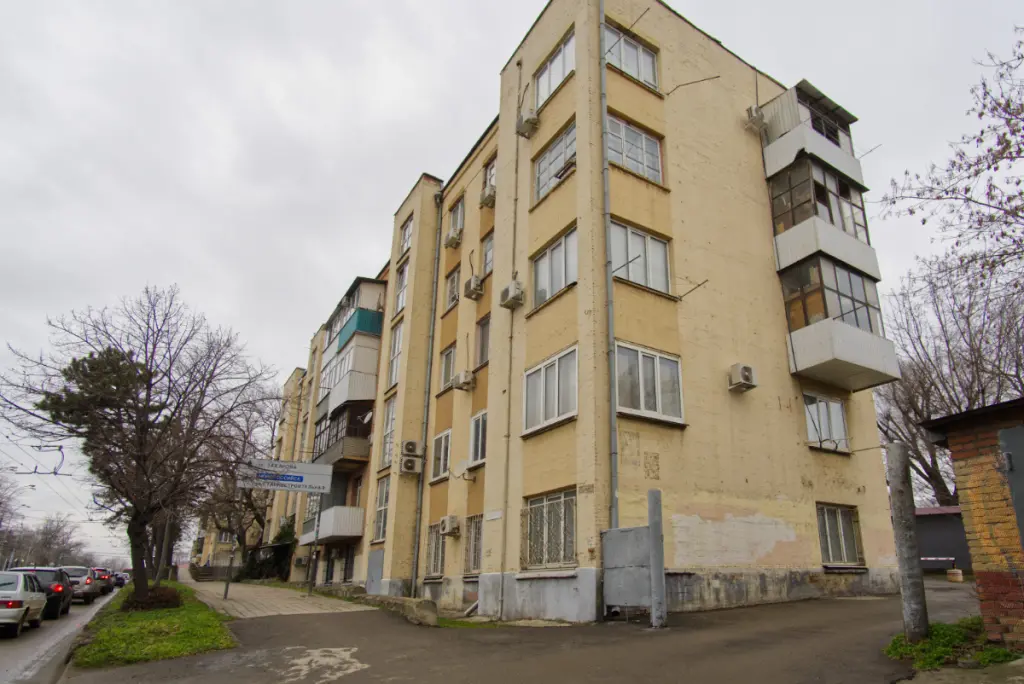 Комната с видом на парк