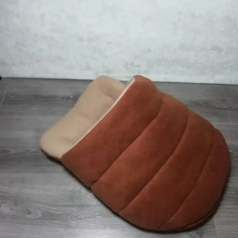 Лежанка для собаки