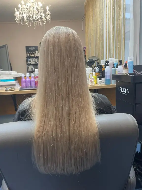 Окрашивание волос: Airtouch, мелирование, блонд.