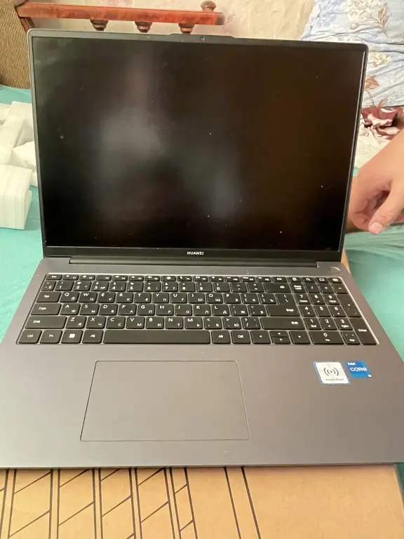Huawei MateBook D 16