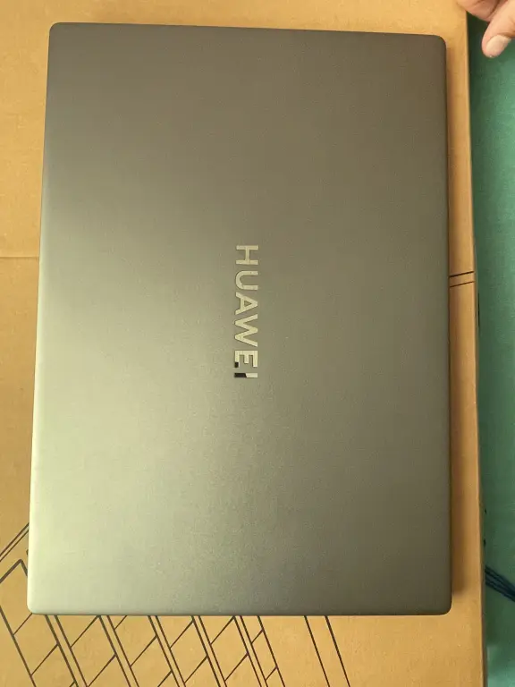 Huawei MateBook D 16