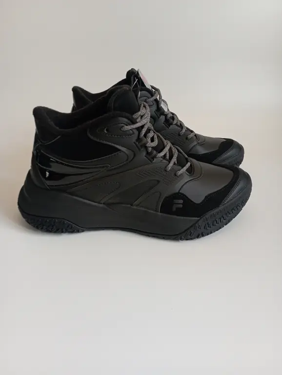 новые кроссовки fila