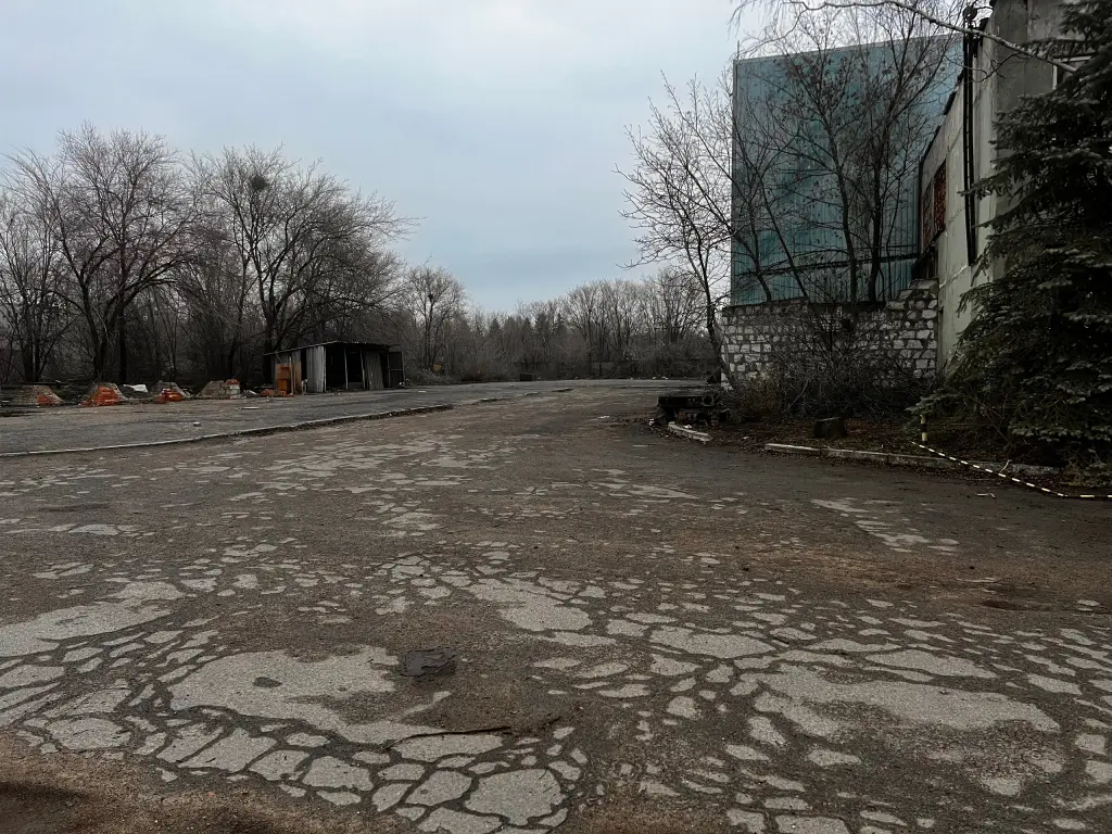 ПРОДАЖА промышленно-офисной базы!В центральной части Луганска