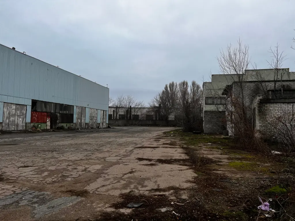 ПРОДАЖА промышленно-офисной базы!В центральной части Луганска
