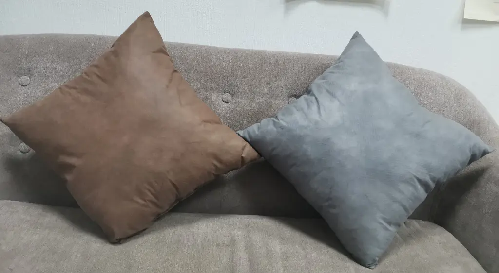 Подушка внутренняя, декоративная 45х45 и 50х50.